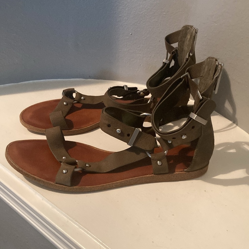 “1 State” Sandals - Picture 2 of 5